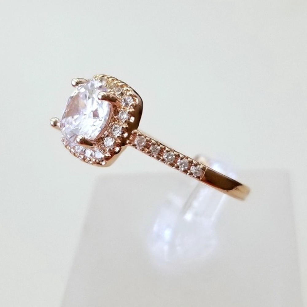 18k 1ct Ring - Picture 5 of 8